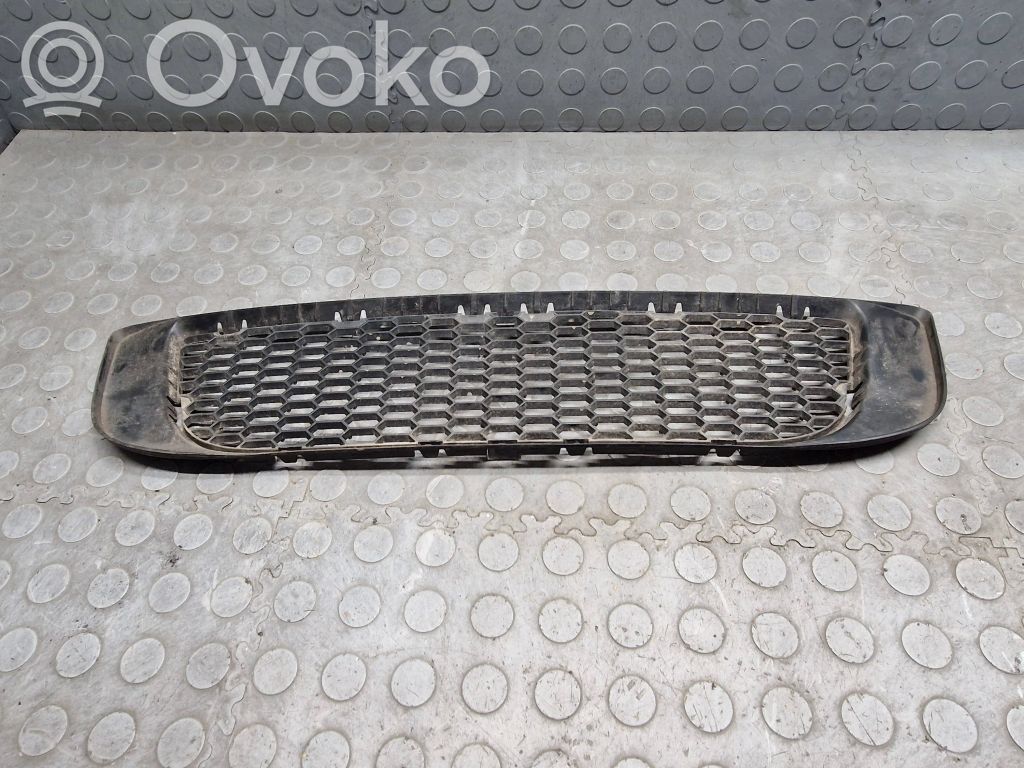 Front bumper lower grill   3417722