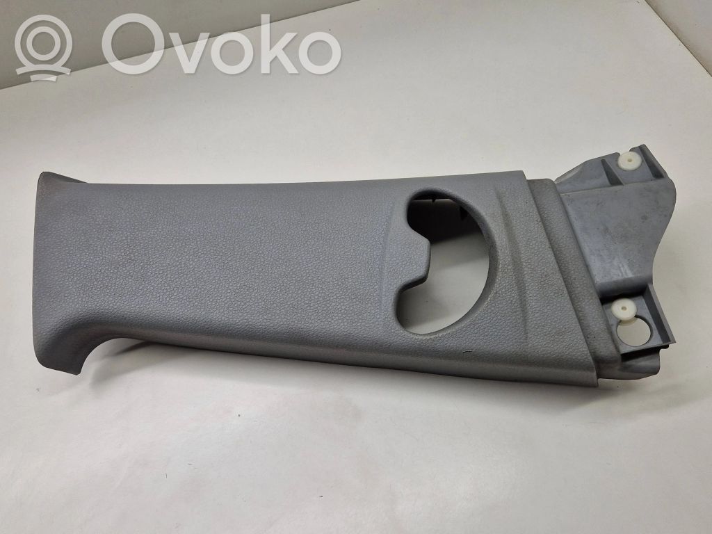 BMW 1 E82 E88 (B) pillar trim (top) 