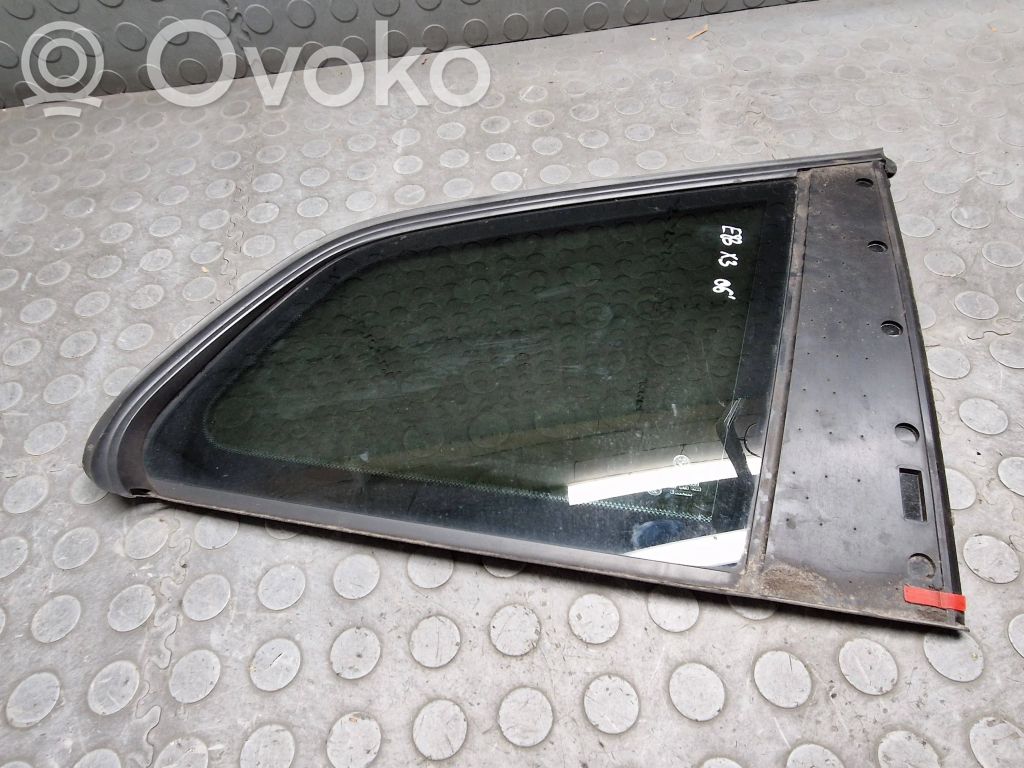 BMW X3 E83 Rear side window 