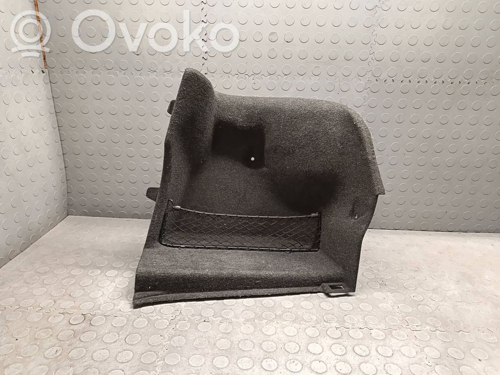 Muu vararenkaan verhoilun elementti   7057382