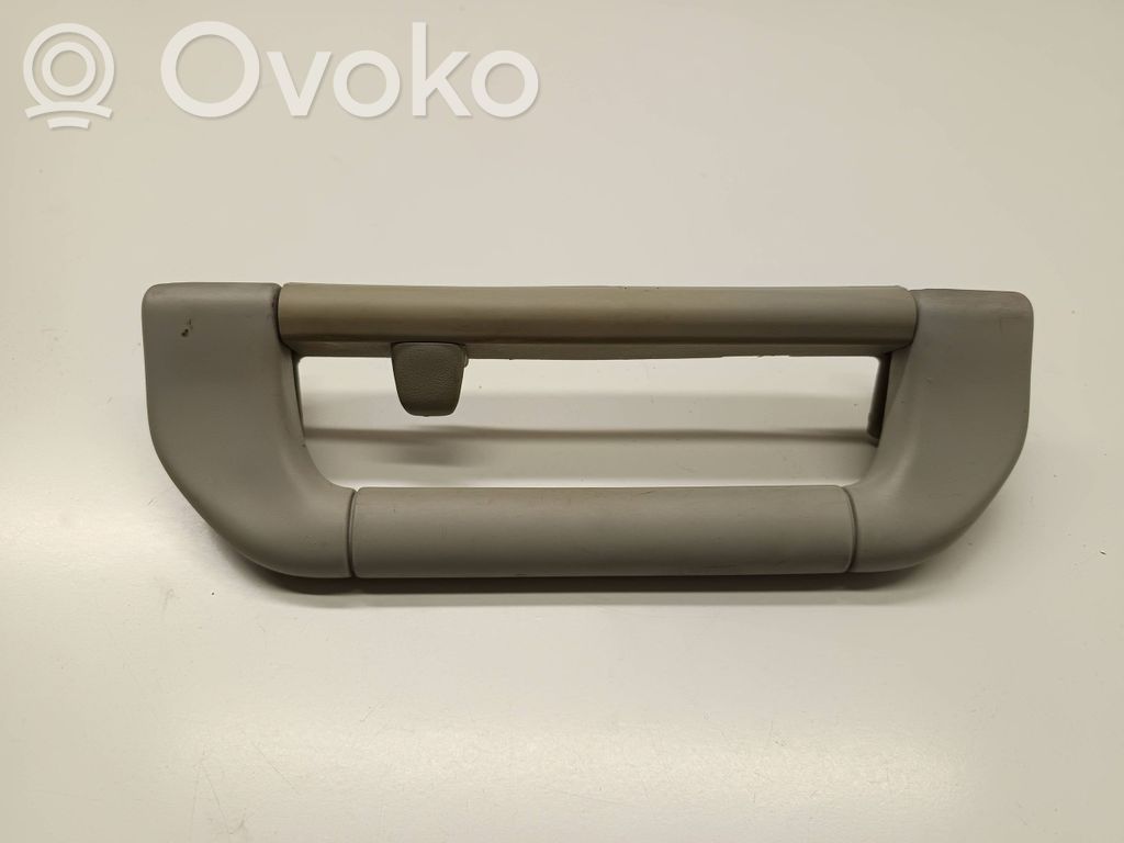 BMW 7 E38 Rankenėlė galinė 