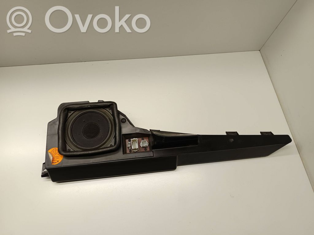 BMW 7 E38 Front door speaker 