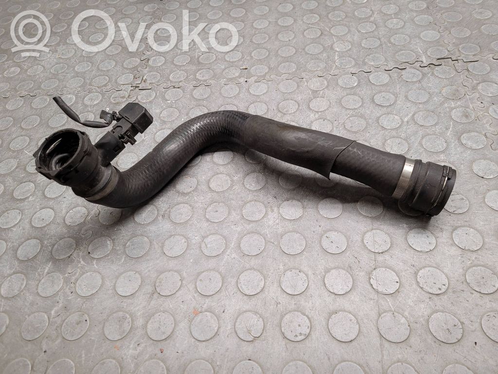 BMW 7 E38 Engine coolant pipe/hose 