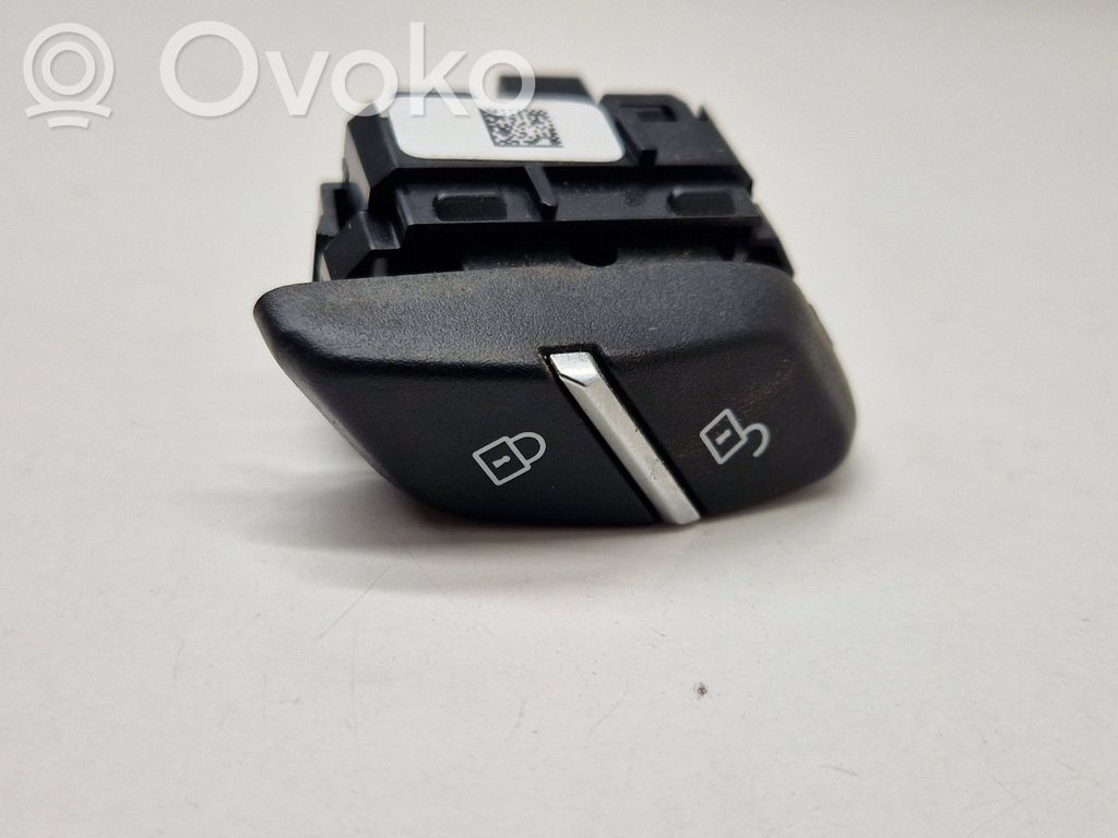 Central locking switch button   9352035