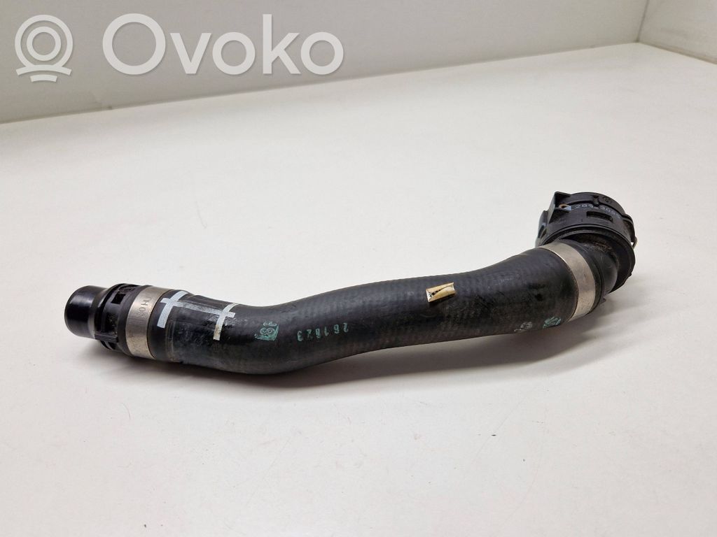 Engine coolant pipe/hose   8475679