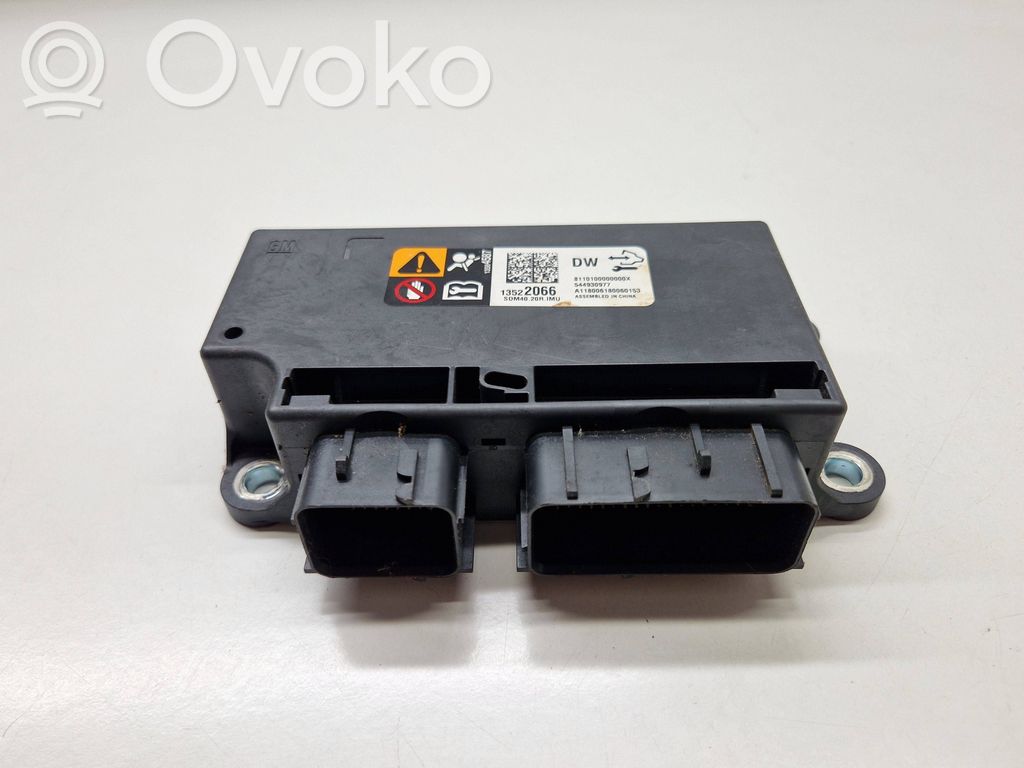 Buick Encore I Airbag control unit/module 