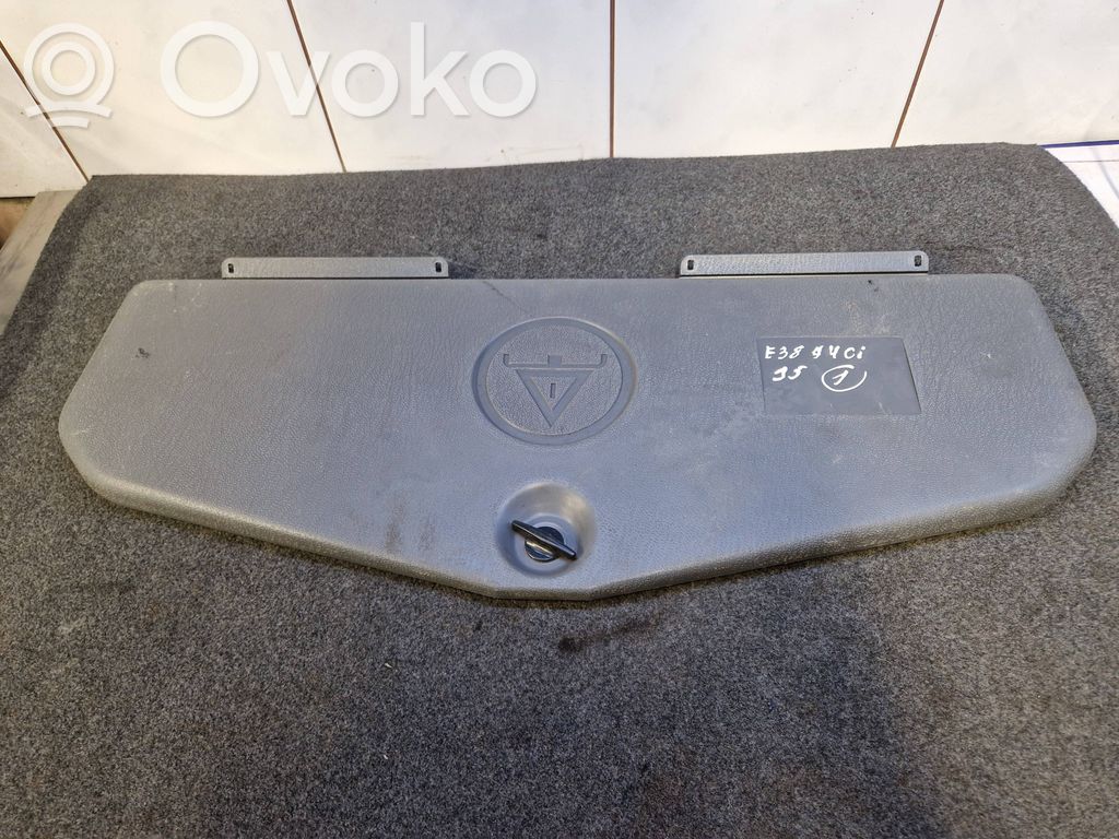 BMW 7 E38 Boîte à outils 