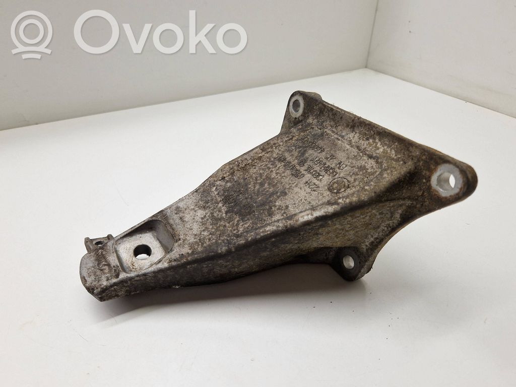 Halterung Lager Motor   6754616