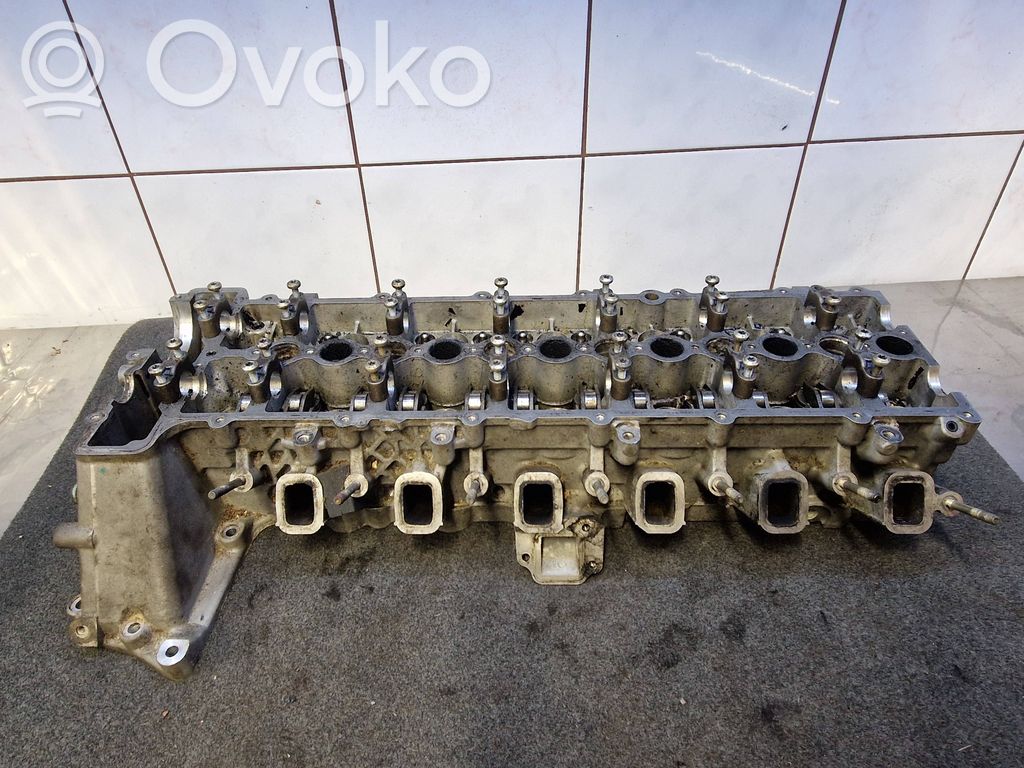 BMW 5 E60 E61 Engine head 