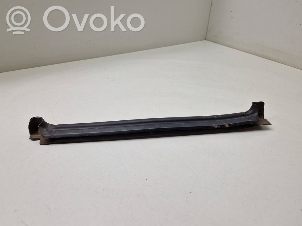 BMW X3 E83 Engine compartment rubber 