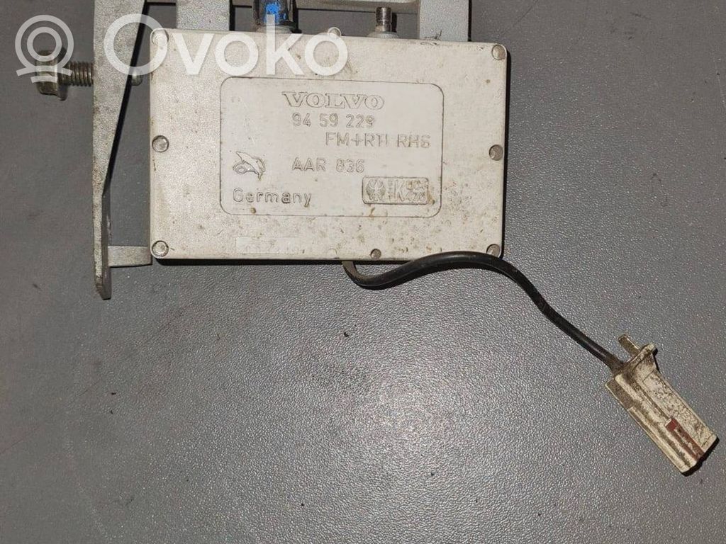 Volvo S80 Antenos stiprintuvas 