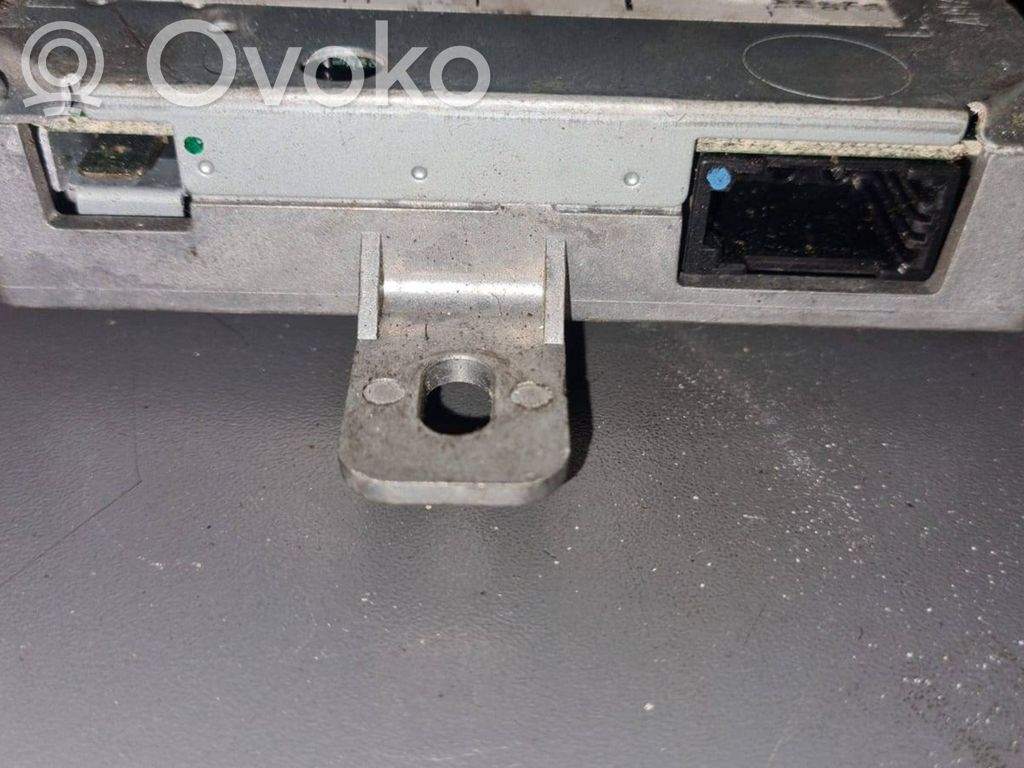 Volvo V50 Skaņas pastiprinātājs 