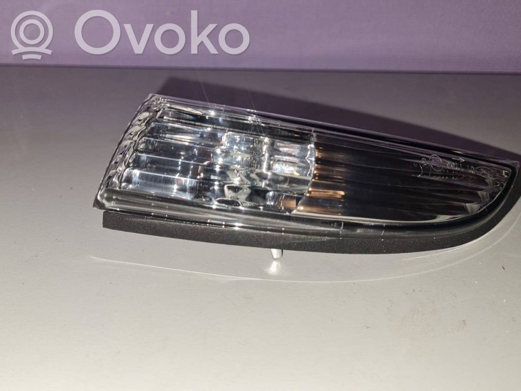 Ford Fiesta Front indicator light 