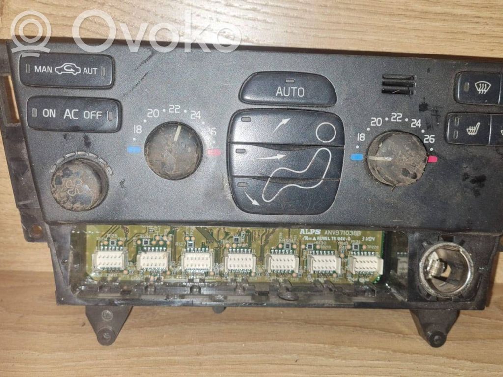 Volvo V70 Climate control unit 