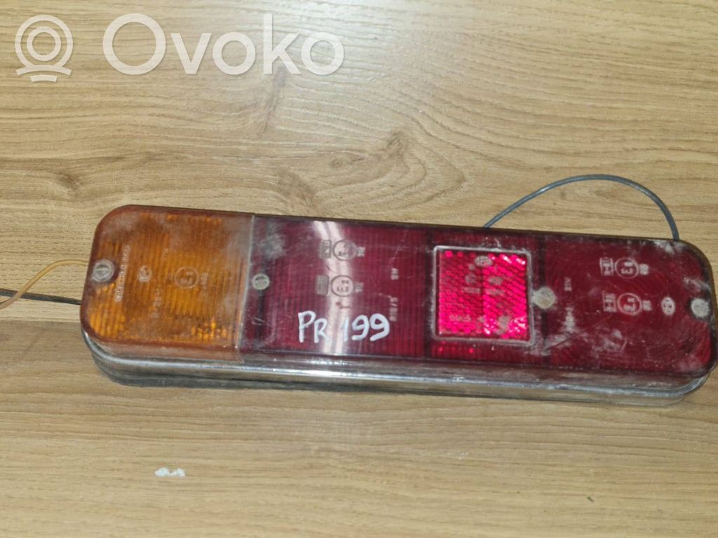 Moskvich 412 Galinis žibintas dangtyje 