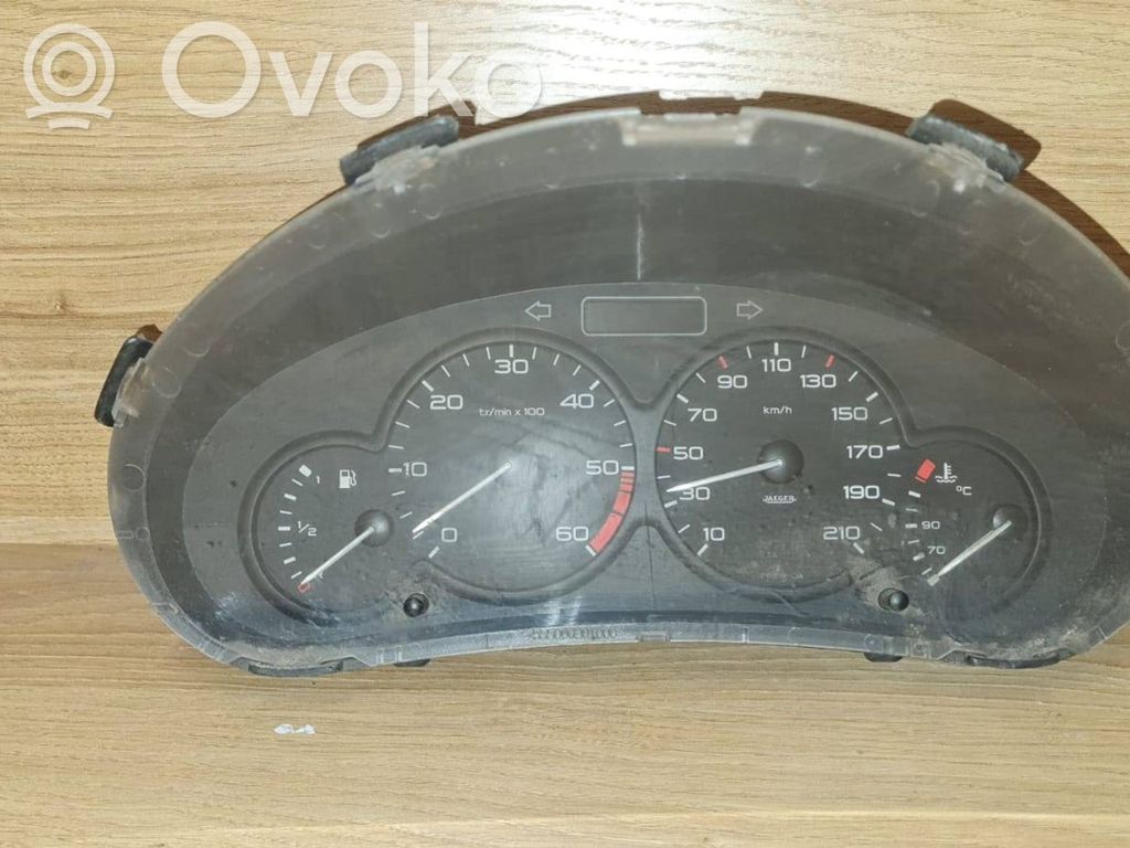 Peugeot Partner Speedometer (instrument cluster) 