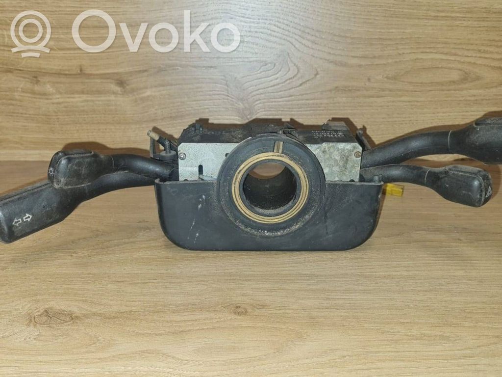 Audi 100 S4 C4 Bloc semnalizator și ștergător parbriz 