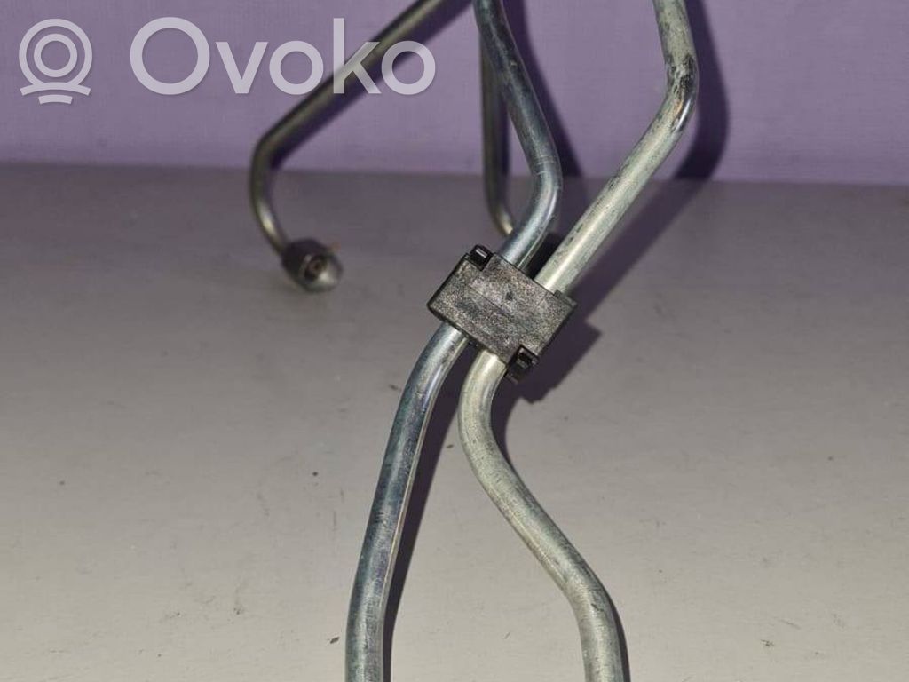 Ford Focus Fuel main line pipe 