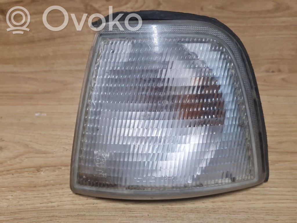 Audi 80 90 B3 Front indicator light 