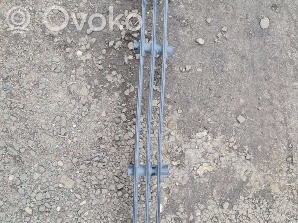 BMW 7 E38 Grille inférieure de pare-chocs avant 