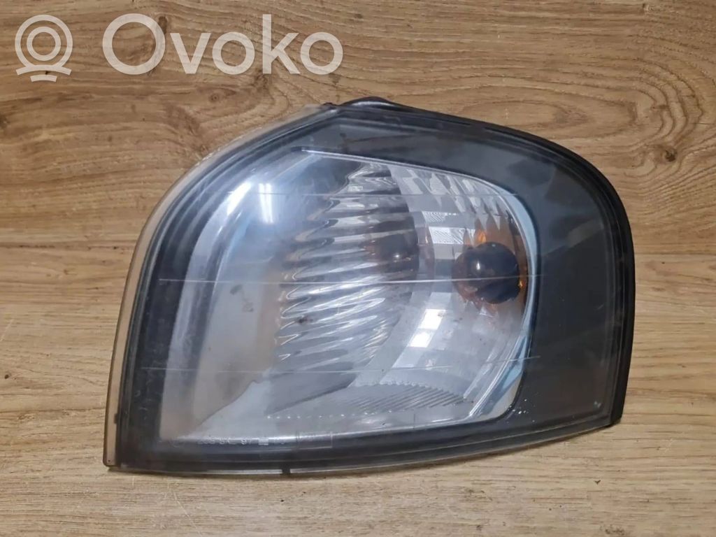 Volvo S80 Front indicator light 