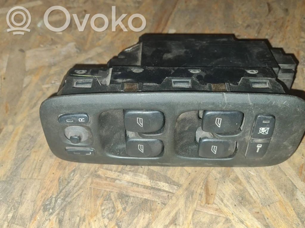 Volvo V70 Electric window control switch 