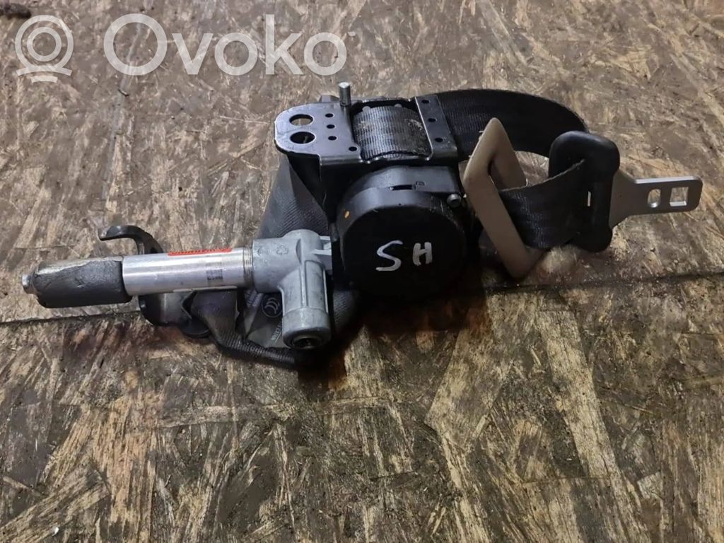 Volvo S60 Cinturón medio (trasero) 