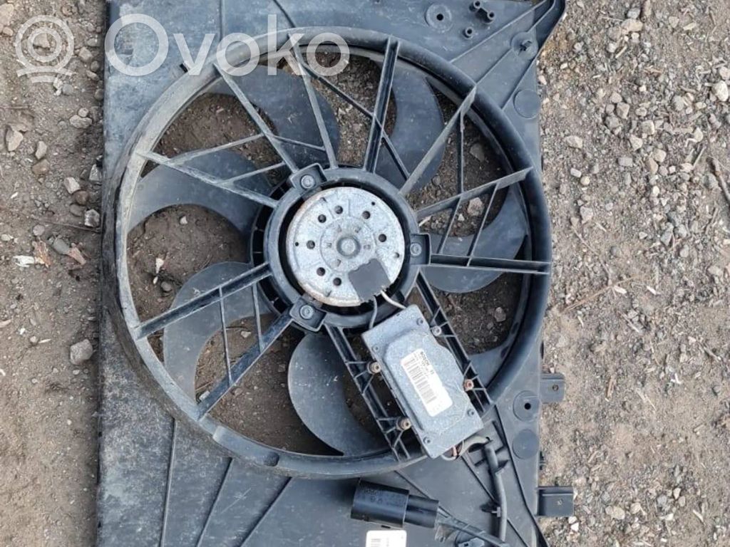 Volvo V70 Elektryczny wentylator chłodnicy 