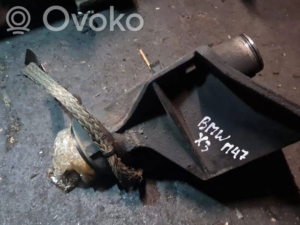 BMW X3 E83 Driveshaft support bearing bracket 