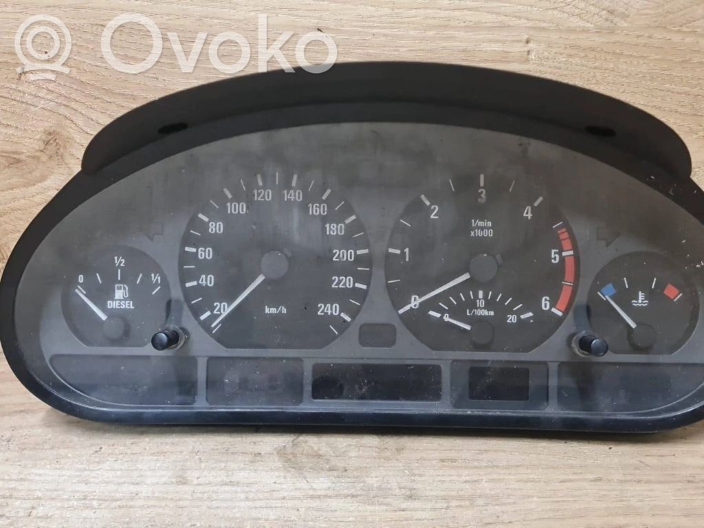 BMW 3 E46 Nopeusmittari (mittaristo) 