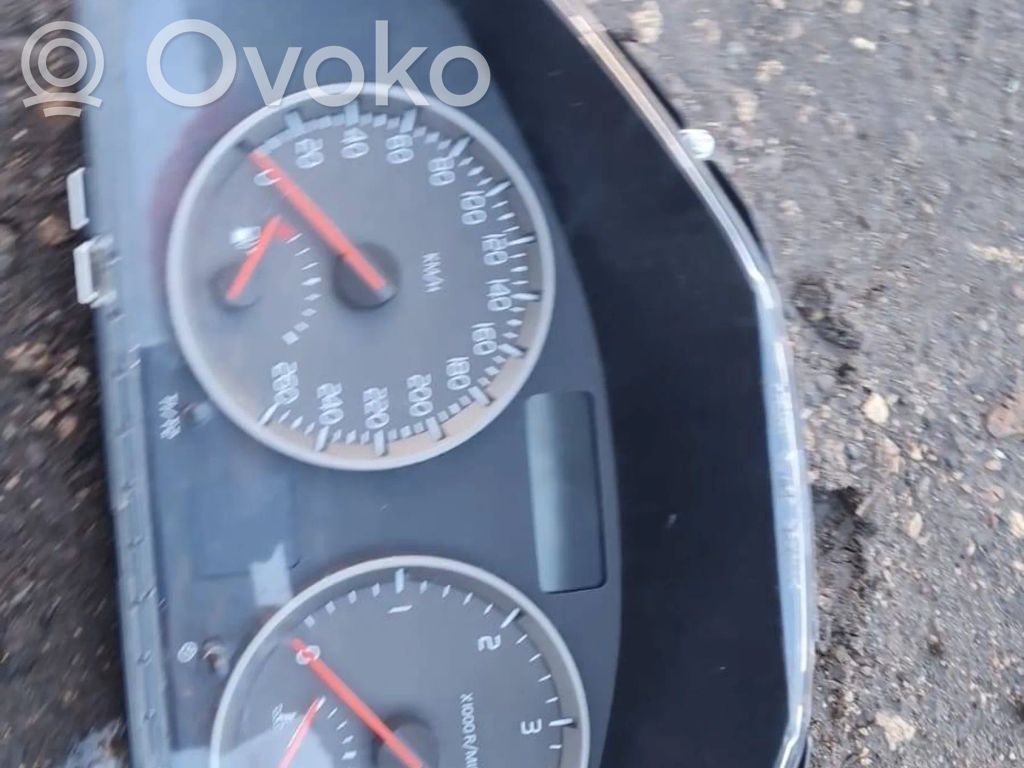 Volvo V50 Speedometer (instrument cluster) 