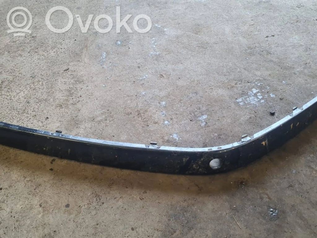 Front bumper splitter molding   51118240293