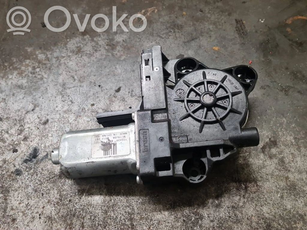 Subaru Outback Двигатель центрально замка 