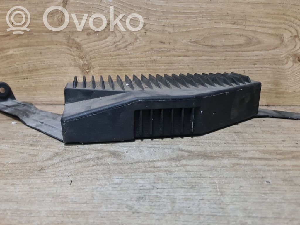 Volvo V70 Skaņas pastiprinātājs 