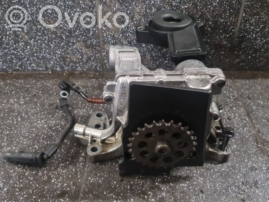 Volvo V70 Bomba de aceite 