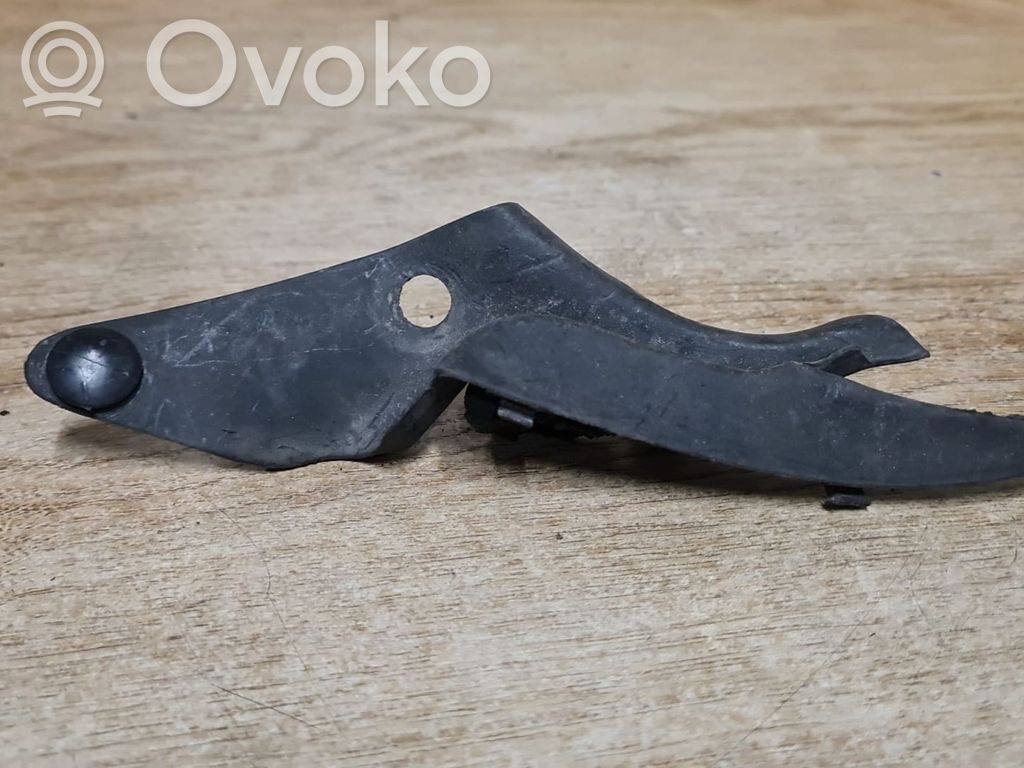 Volvo V70 Wiper trim 