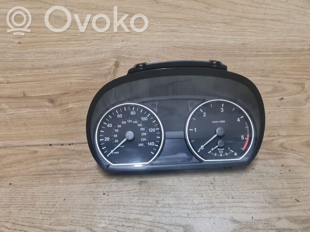 BMW 1 E81 E87 Spidometras (prietaisų skydelis) 