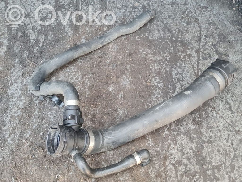 BMW 1 E81 E87 Engine coolant pipe/hose 