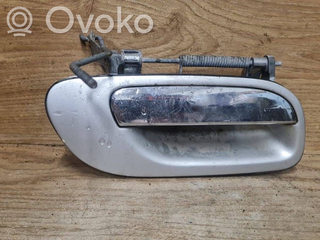 Etuoven ulkokahva
