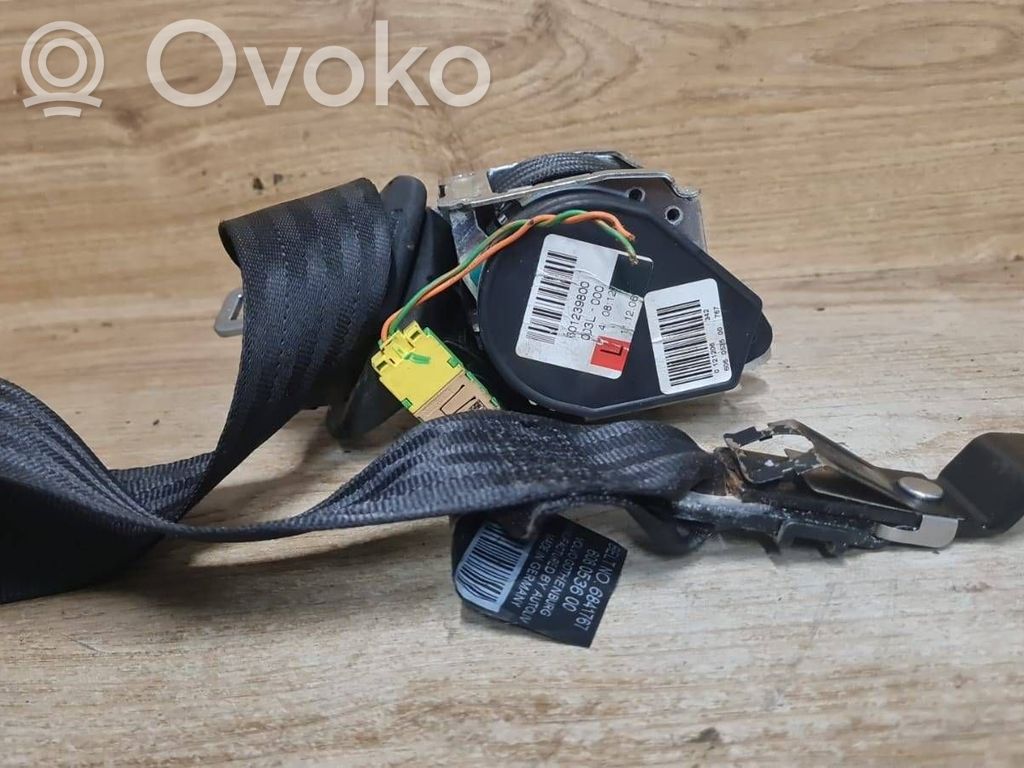 Volvo XC90 Cinturón trasero 
