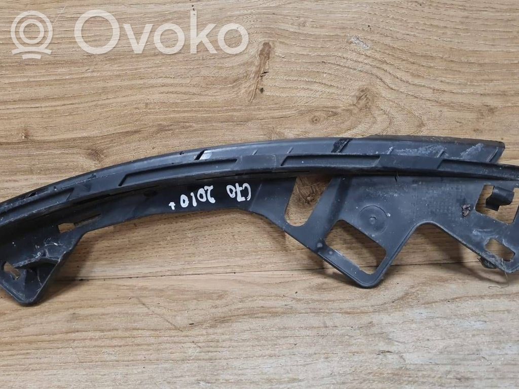 Volvo C70 Uchwyt / Mocowanie zderzaka przedniego 