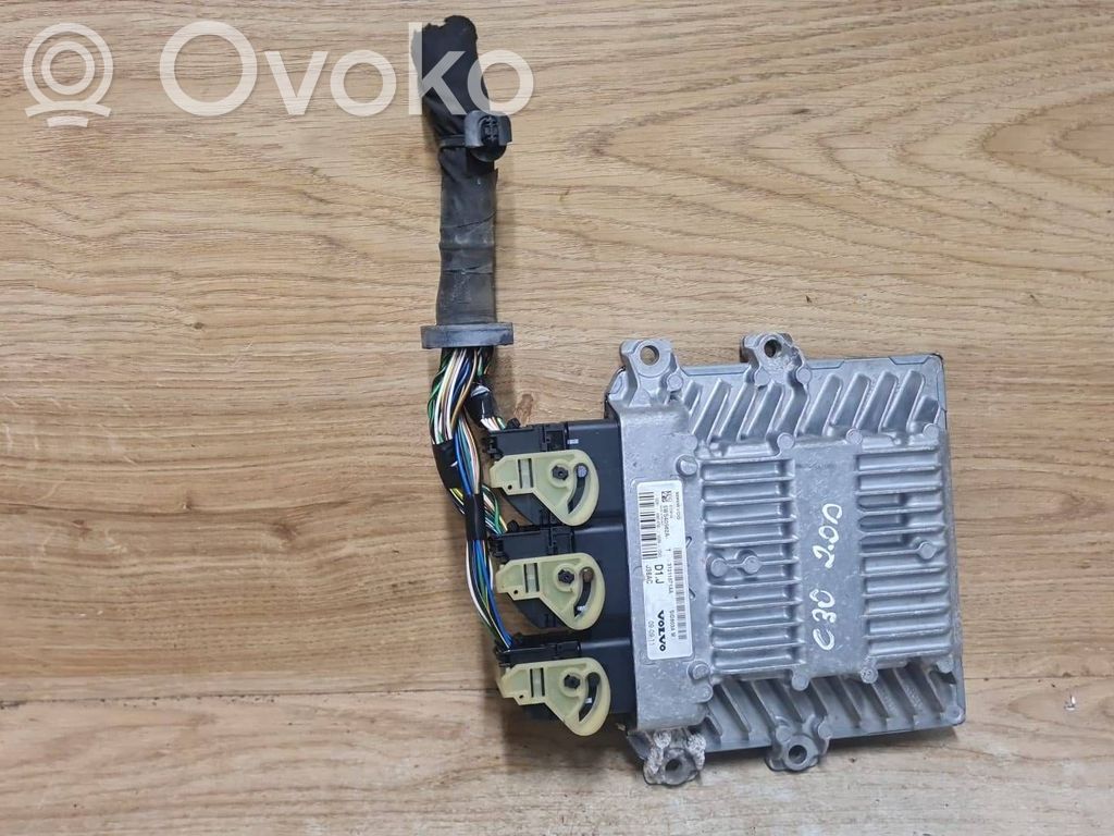 Volvo C30 Engine control unit/module 