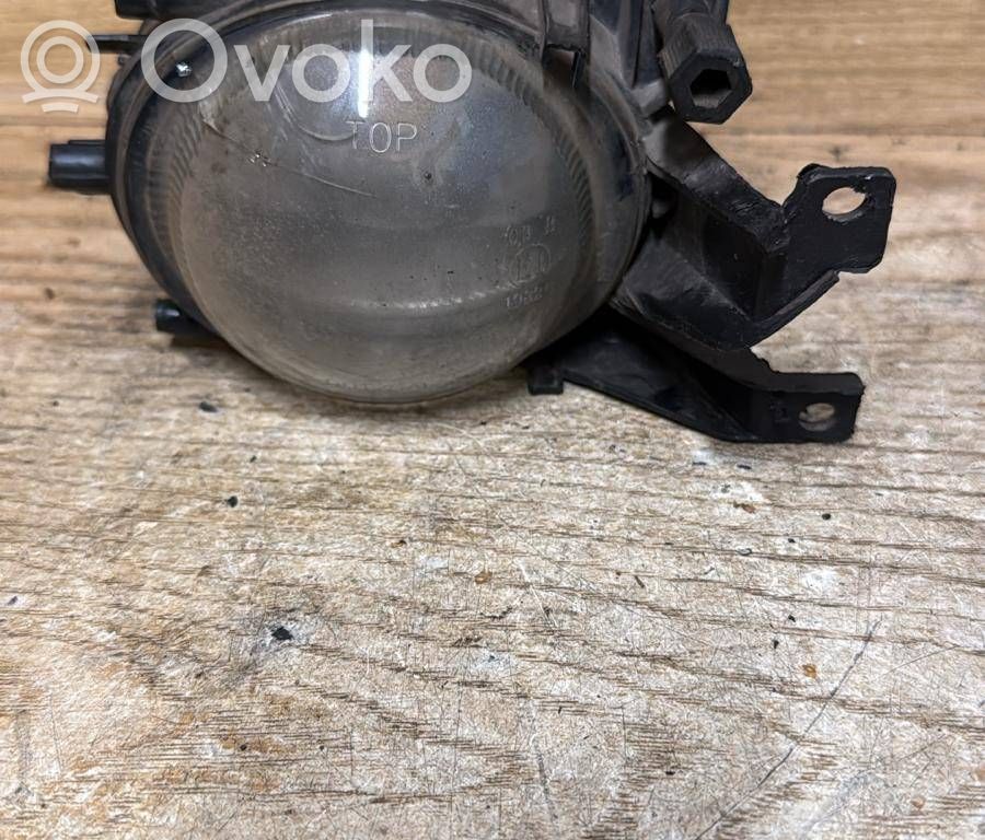 BMW 5 E39 Światło przeciwmgłowe przednie 