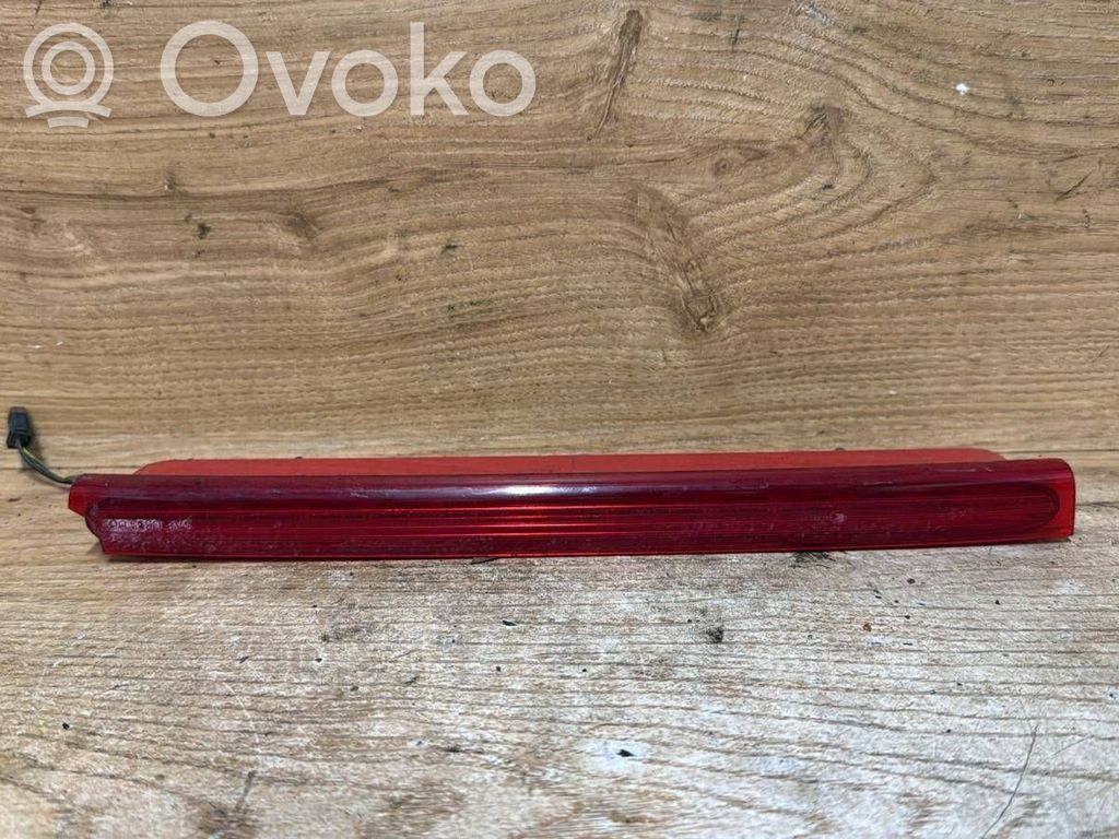 Volvo C30 Third/center stoplight 