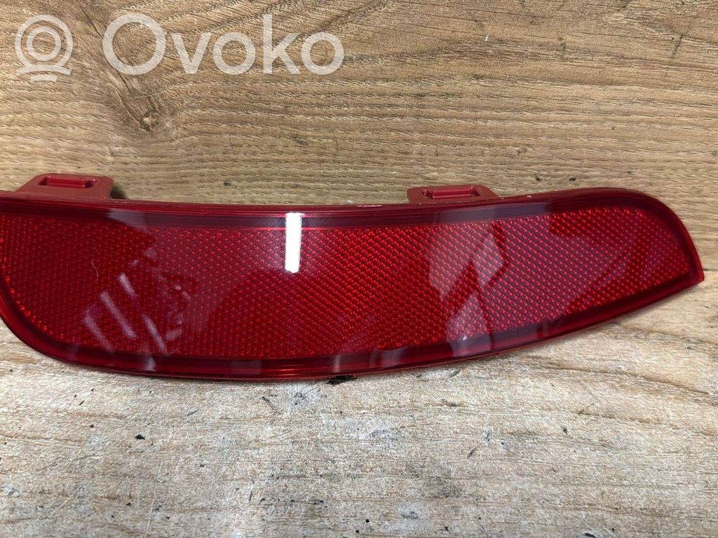 Volvo V50 Reflector delantero 