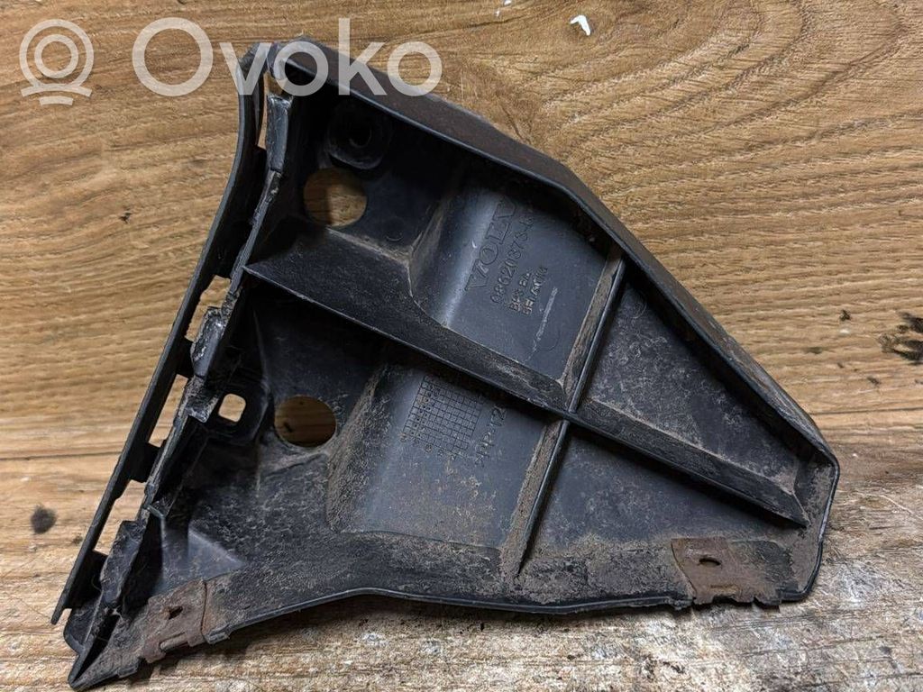 Volvo C70 Front bumper mounting bracket 