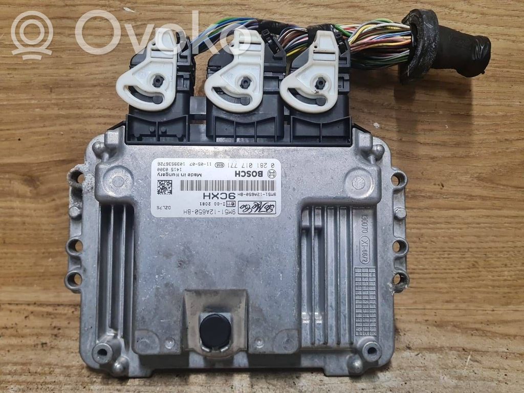 Engine control unit/module   0281017771,9M5112A650BH