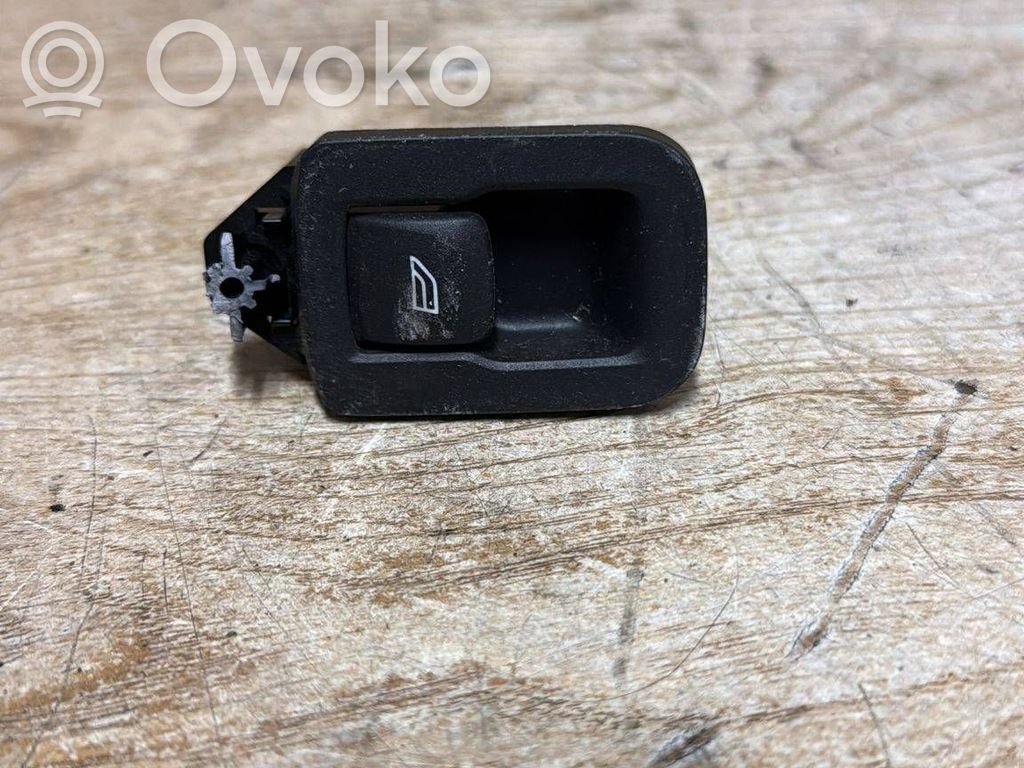 Volvo V60 Przyciski szyb 