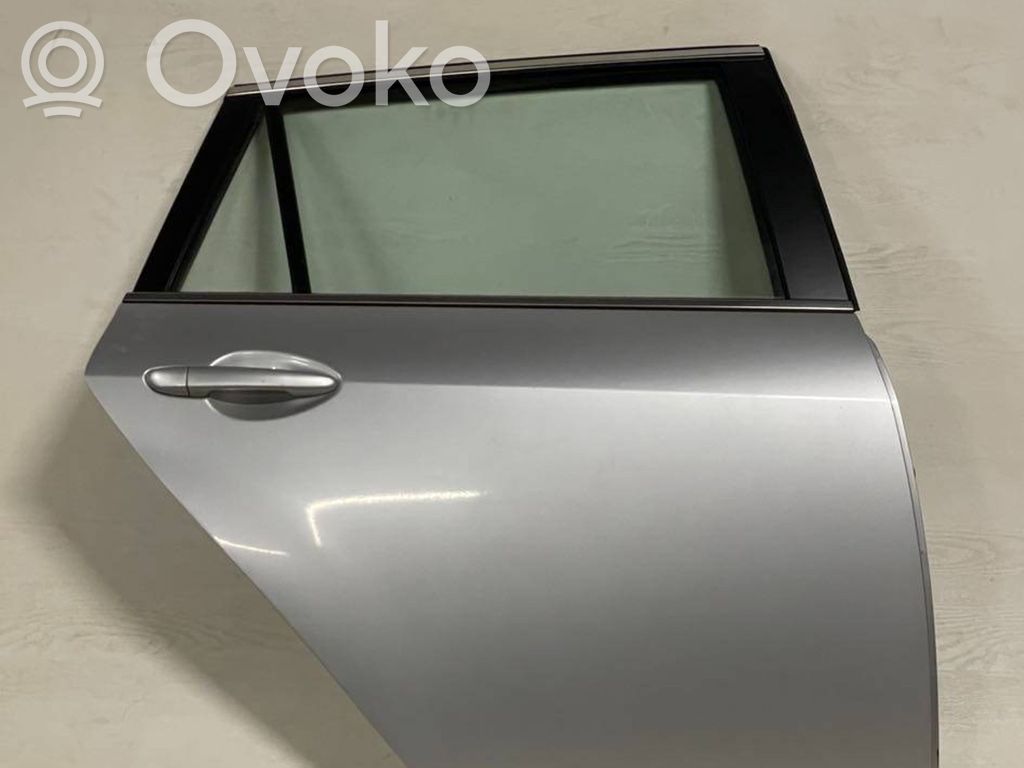 Rear door