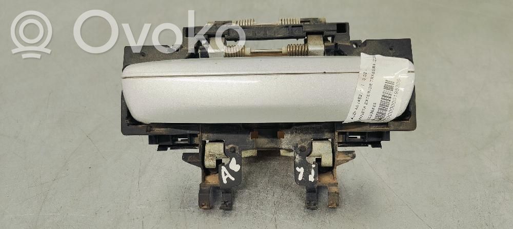 Manecilla externa puerta trasera   4E0839885